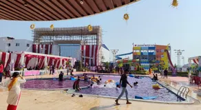 Lagoon Resort - Image 4