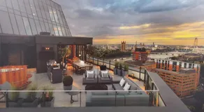 Parliament House - Luxury Penthouse - Image 5
