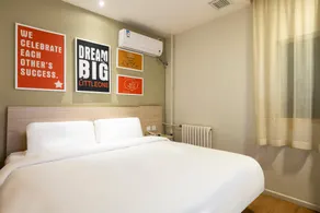 Hanting Hotel Zhengzhou Erqi Square - Image 3
