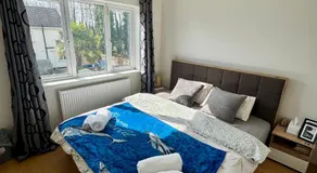 The Garden Luxe Retreat - Image 2