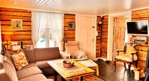 Old Farmhouse Retreat with jacuzzi and sauna - Image 2