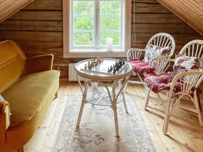 Charming Cottage by Lake in Torsebo - Image 4
