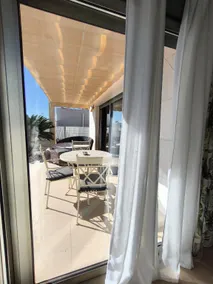 Villa med pool på golfbane - Image 3