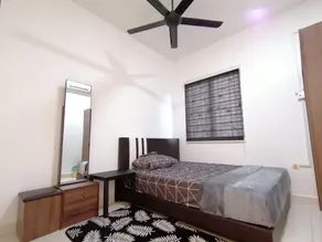 Deen's Homestay Pagoh (Muslim Only) - Image 2