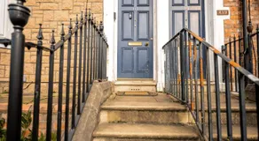 Apt - Sleeps 10 - Parking - Ideal for Contractors - Image 5