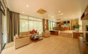 Happy Villa Owner - Image 2