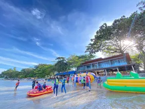 PLOY Seafood & Resort - Image 3