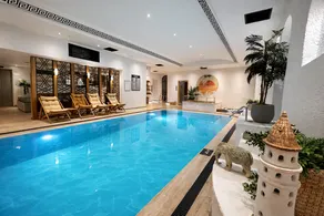 The Revia Square Hotel - Image 2