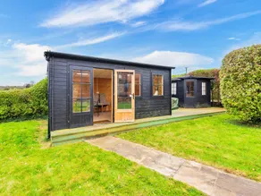 Holiday Home in Kent Near Scenic Parks - Image 5