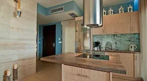 Christie's Luxury Suites by Dandy Hospitality - Image 5