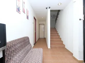OYO 984 Kings Hotel - Image 3