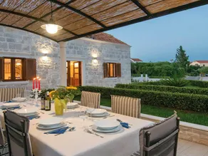 Holiday Home Lovište - Image 5