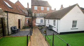 Homey flat in Sleaford Centre - Pass the Keys - Image 5