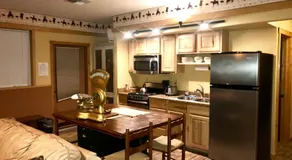 Cowboy's Lodge - Image 5