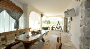 Villa con terraza, barbacoa y piscina privada | Vistas a la piscina - Image 4