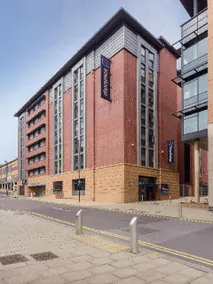 Travelodge Sheffield Central - Image 3