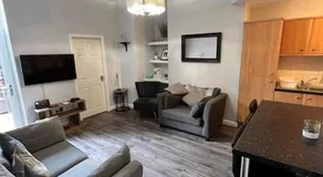 Cosy Jesmond 3 bed apartment - fantastic location - Image 2