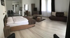 M&F Apartman - Image 2