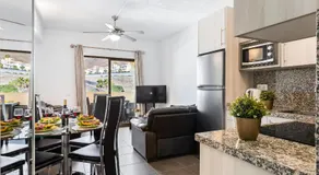 Panoramic 2 Bed Penthouse - Image 3