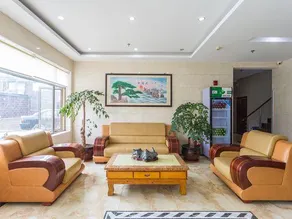 Puqing Business Hotel - Image 3