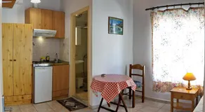 Angelos Rooms - Image 2