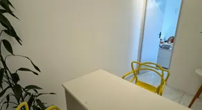 Quarto sem Cama só colchão, Ar Condicionado, Wi-Fi, Banheiro - Image 5