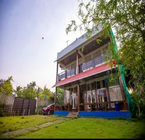 Waves Beach House - Image 3