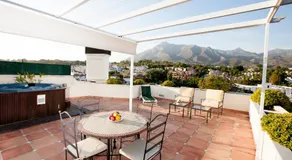 Apartamentos Guadalpin Boutique - Image 5