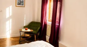 Rhein Urban Retreat - Image 2