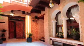 Apartamentos Alcantara - Image 5