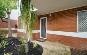 Light Bright Home in South Perth - Image 1