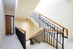 Urbanview Hotel Syariah The Ragunan Residence - Image 5