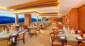 Clouds Valley Hotel - Image 3