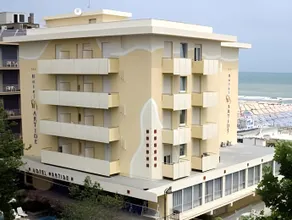 Hotel Artide - Beach Front - Image 3