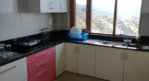 Fantastic Three Bedroom Apartment - Image 3