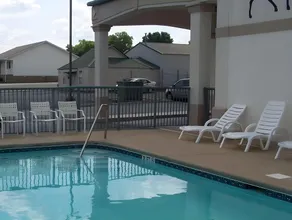 Celebration Inn - Image 4