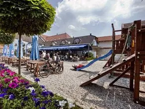 Hotel Restaurant Modrá Hvězda - Image 3