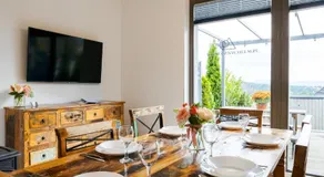 Słoneczny Chełm - Apartamenty w górach, Prywatna sauna jacuzzi balia w cenie, Spa, Grill, Stok narciarski Myślenice, Ścieżki rowerowe, Rzeka Raba, Widok na Tatry - Image 2