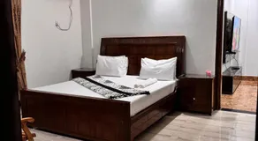 The lodge Guest House - Image 5