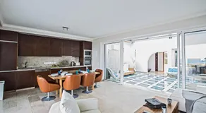 Leana Front Line Villa - Image 2