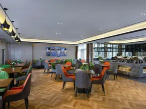 Country Inn & Suites by Radisson Foshan Zumiao Lingnan Xintiandi - Image 3