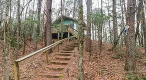 Azalea Pine Bungalow - Image 3