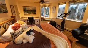 Kelli Creek Cottage - REDUCED PRICE ON TOURS - Image 2