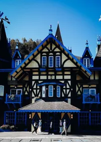 Blue Castle Juno Maison - Image 4