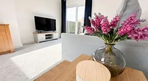York House by Blue Skies Stays - Image 2