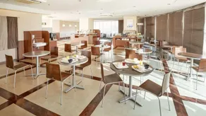Centre One Hotel Handa - Image 4