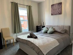 Spacious 2-Bedroom House In Stockton Heath With Free WiFi By Amazing Spaces Relocations Ltd - Image 2