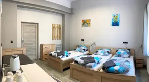 OLIVIA - Image 3