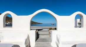 Thomas Villas on the beach Katapola - Image 3