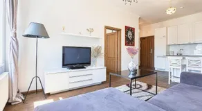 Central Stylish Well Equiped Apartments - Self Check-in - Image 2